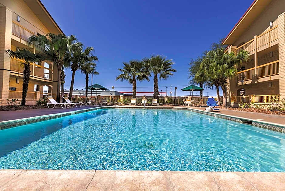 Travelodge by Wyndham Houston Cy-Fair