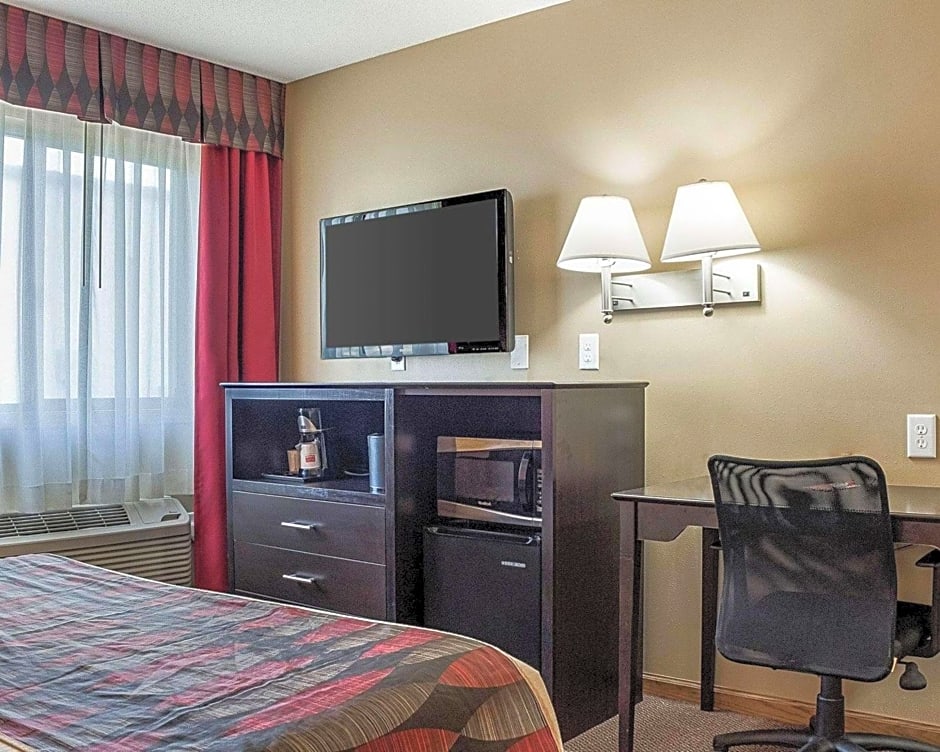 Econo Lodge Jamestown