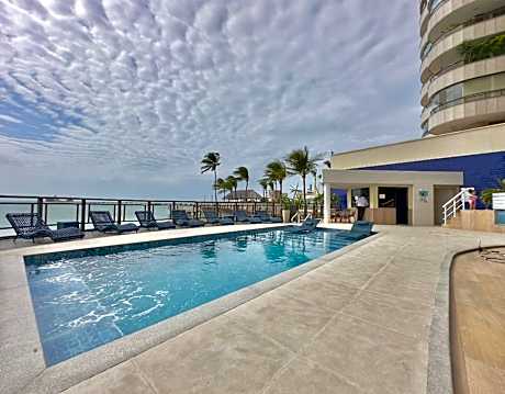 Apart-Hotel Iate Plaza, vista completa da Orla de Fortaleza