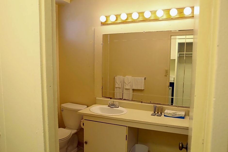 Waikiki Heritage Hotel