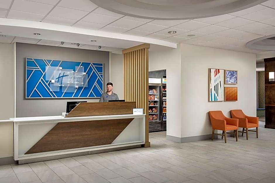 Holiday Inn Express & Suites Knoxville-Clinton By IHG