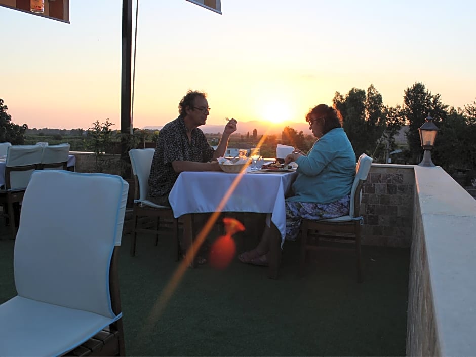 Rebetika Hotel