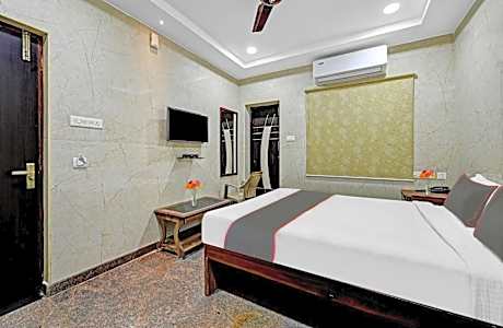 SRI VISHNU RESIDENCY