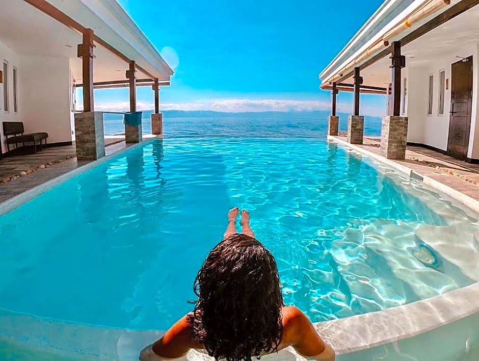 Alegria Water Front Beach House