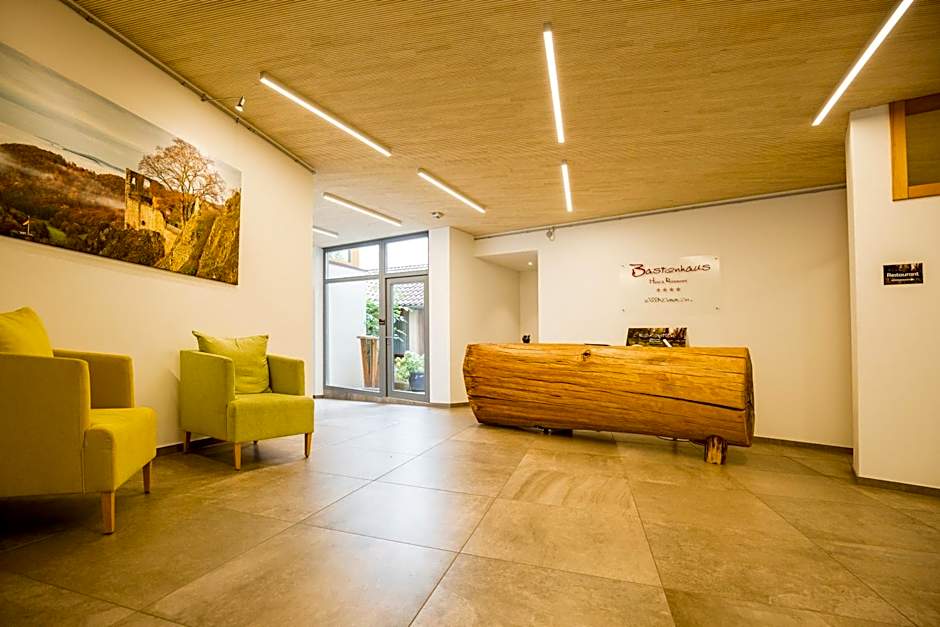 Hotel - Restaurant Bastenhaus