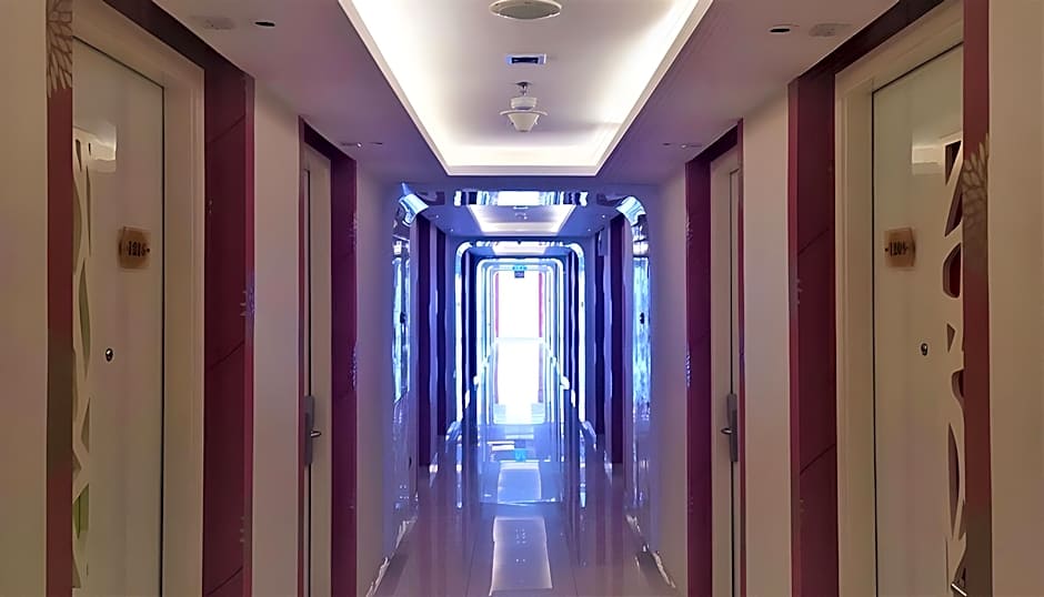 Karebosi Premier Makassar