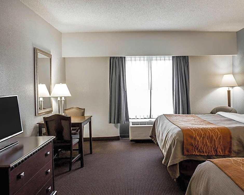 Comfort Inn & Suites Lumberton Central I-95