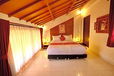 Double Room with Patio