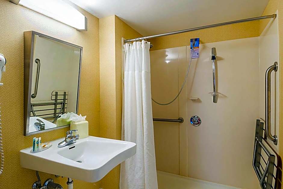 Quality Inn Boston-Revere