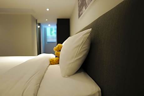 Single Room with Spa Bath