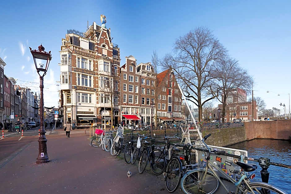 Ciao Papa Hotel Amsterdam Central Station