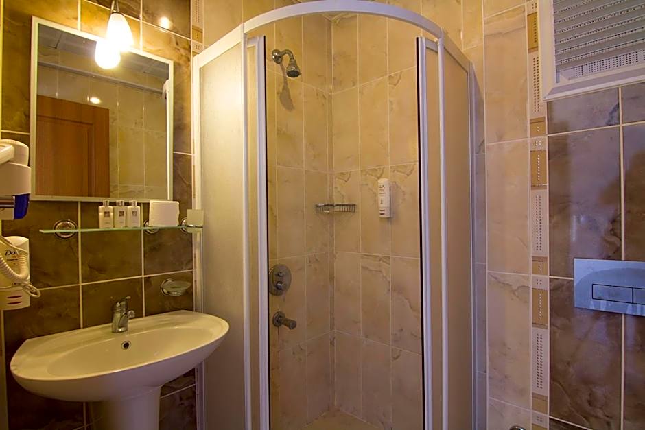 Belcekum Beach Hotel