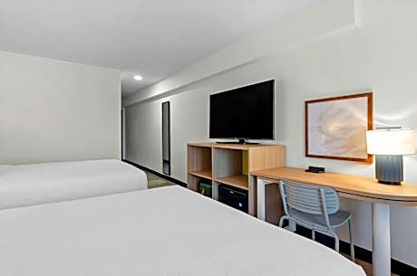 Accessible Two Queen Beds