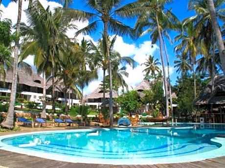 Paradise Beach Resort