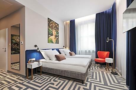 Standard Twin Room - Non-Smoking