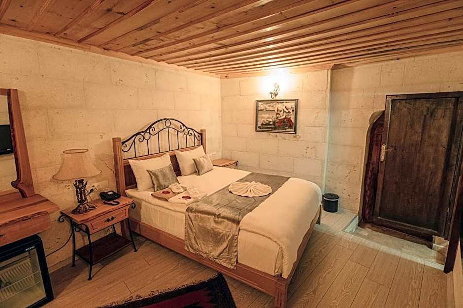 Rose Valley Hotel