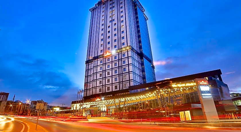 TRYP by Wyndham Istanbul Basin Ekspres