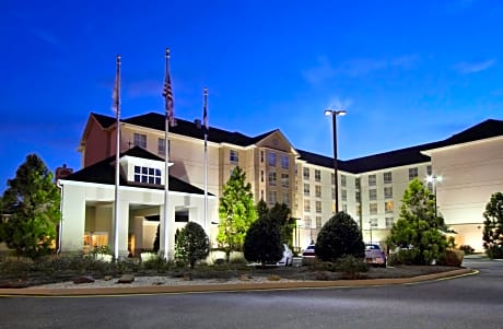 Homewood Suites by Hilton Chesapeake - Greenbrier