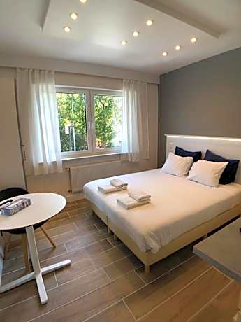 Aramis Studio Hotel