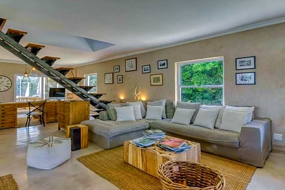 Explorer Guesthouse