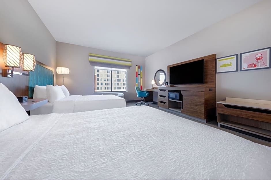 Hampton Inn By Hilton Columbus Downtown