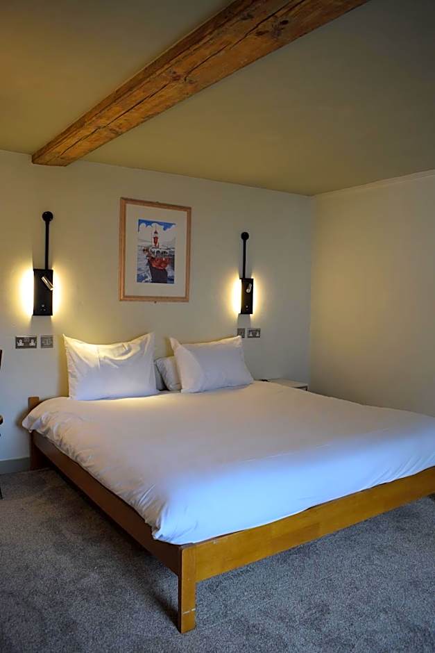 Alma Inn & Dining Rooms