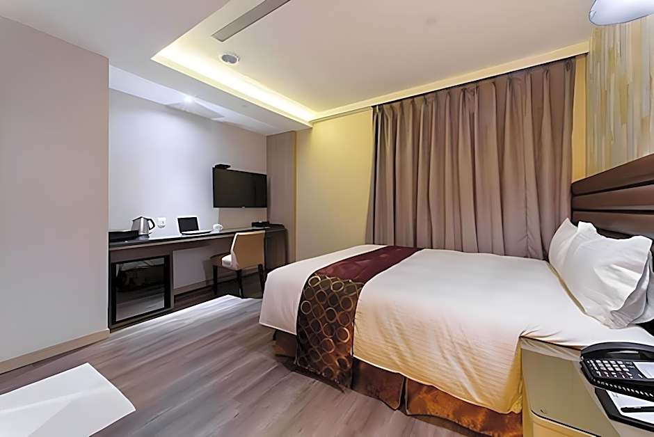 Stay Hotel - Taichung Zhongqing