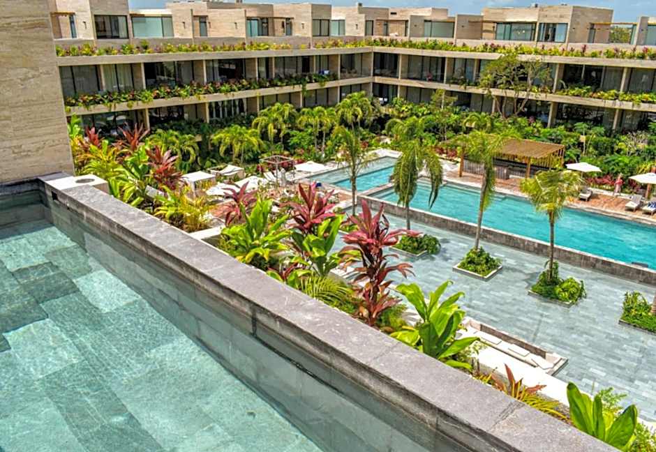 Mistiq Tulum