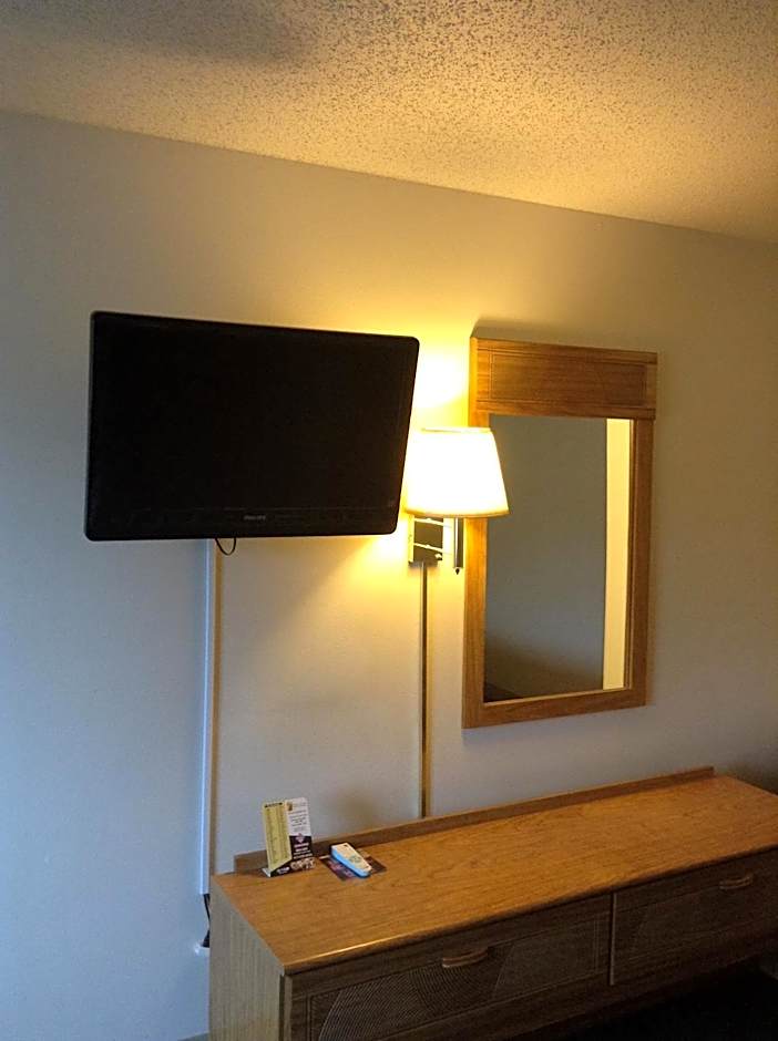 Super 8 by Wyndham Carthage