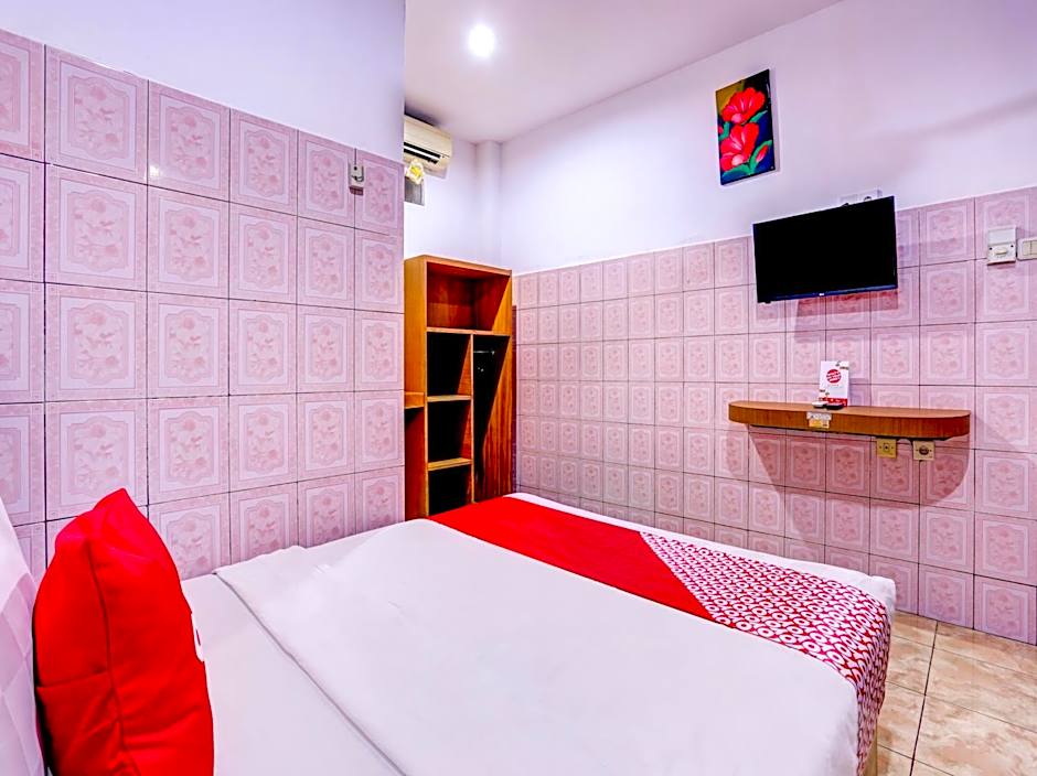 OYO 90201 Hotel Bina Artha
