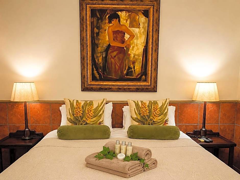 A Tapestry Garden Guest House