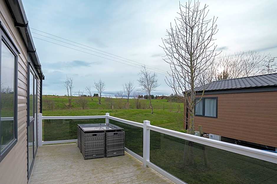 ELVIS, King Of The Caravans, 6 Berth