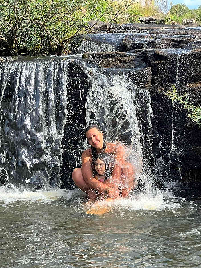 Casa no Campo, aconchego com lareira e banheira em quase todas Cabanas!