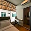 La Vie Hotel