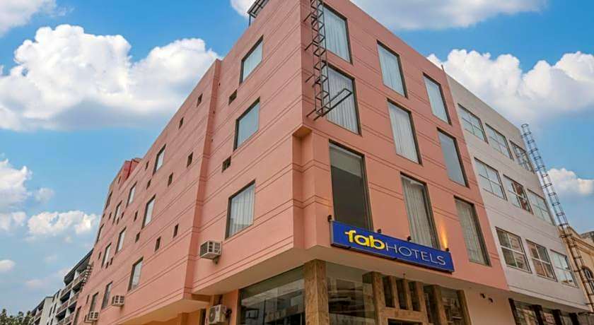 FabHotel Aries