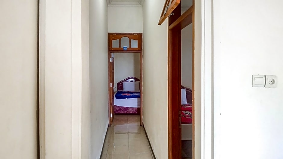 Villa Al Barokah Syariah Family Mitra RedDoorz near Sarangan Lake