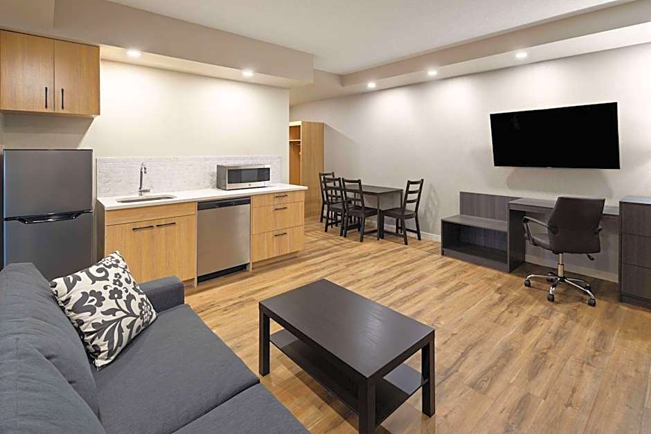 Baymont by Wyndham West Edmonton