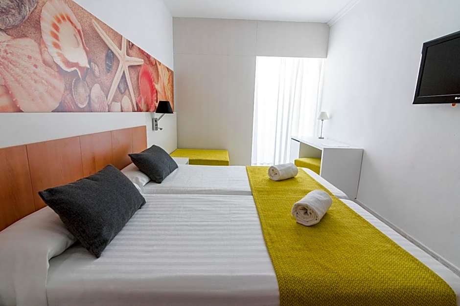 azuLine Hotel Pacific