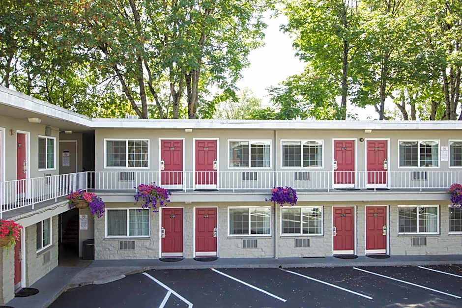 Campus Inn & Suites Eugene Downtown