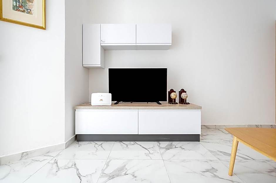 Msida Central Suites - EMMNIC Court