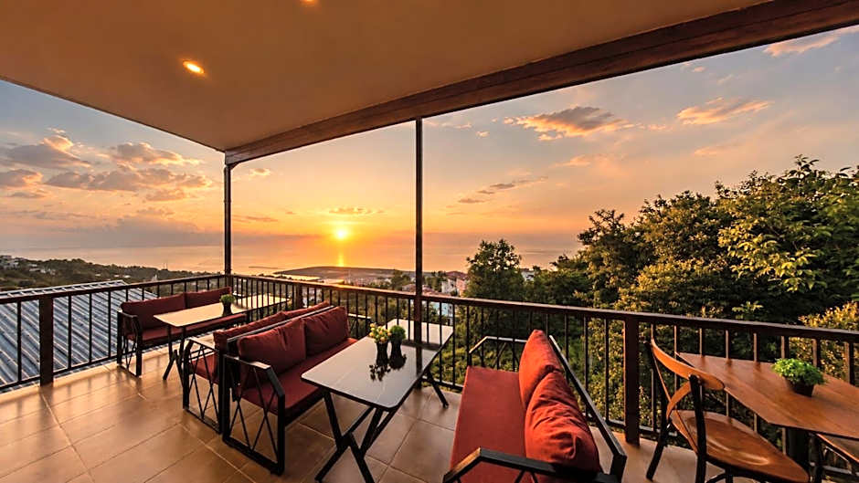 Bungaport Luxury Bungalows&Suits