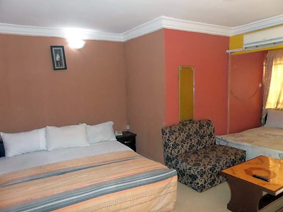 Hardrock Hotel and Suites LTD