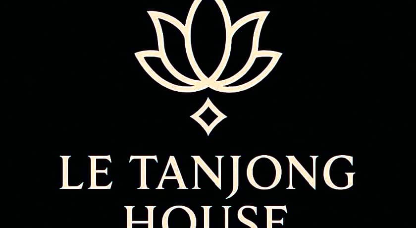 Le Tanjong House
