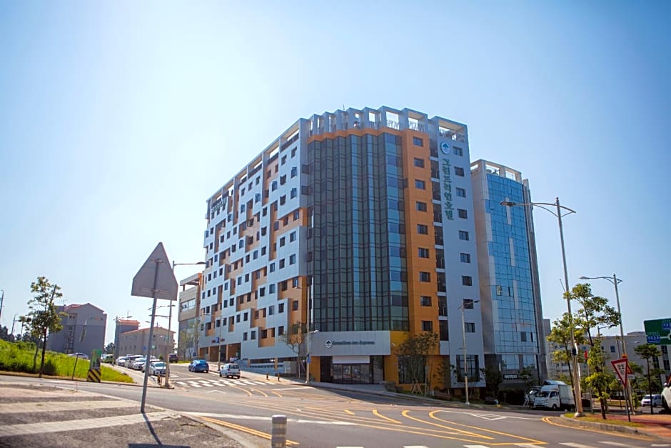 Grand Millions Hotel 