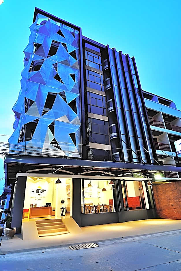 Forty Winks Phuket Hotel