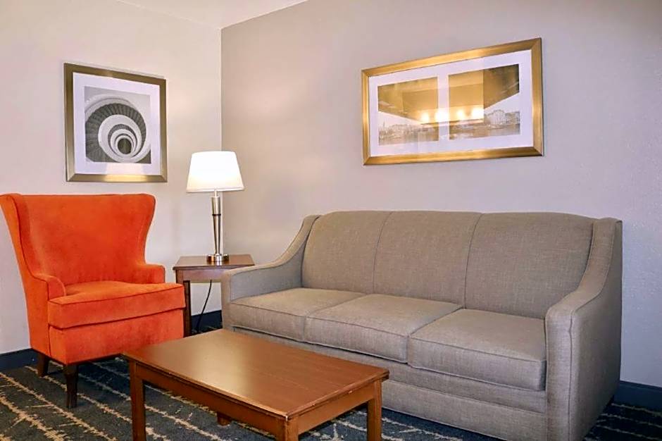 Best Western Fostoria Inn & Suites