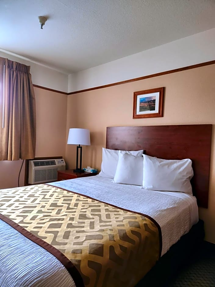 Luxury Inn & Suites