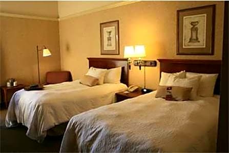 Hampton Inn Clinton
