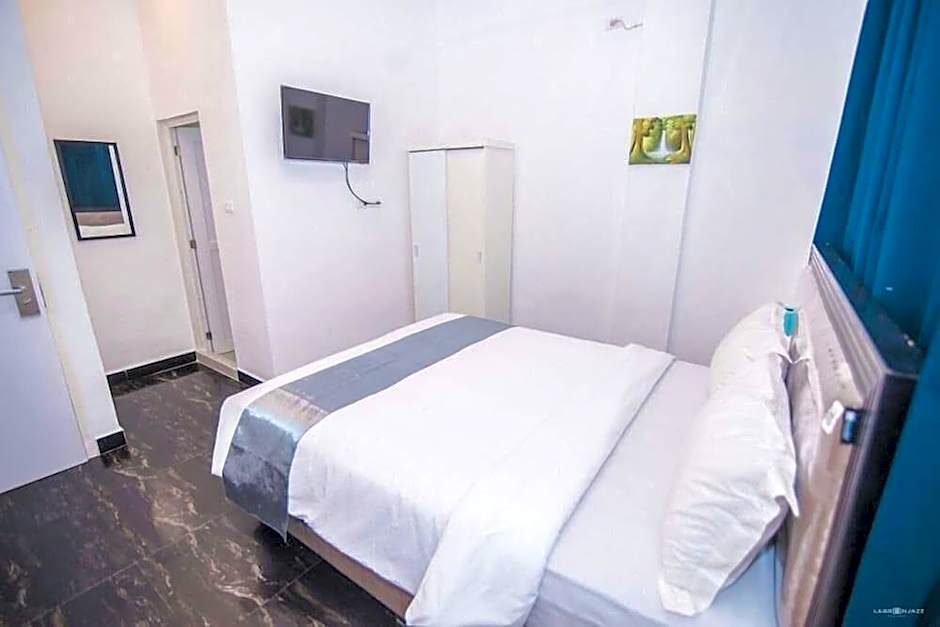 Hadrah Hotel
