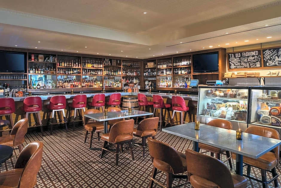 The Baronette Renaissance by Marriott Detroit-Novi Hotel